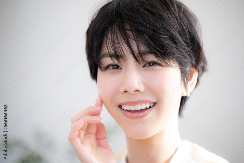 美容に使えそうな美しい女性　アップ