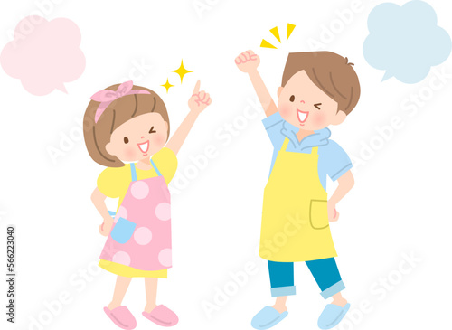 エプロン姿の子供達のイラスト素材