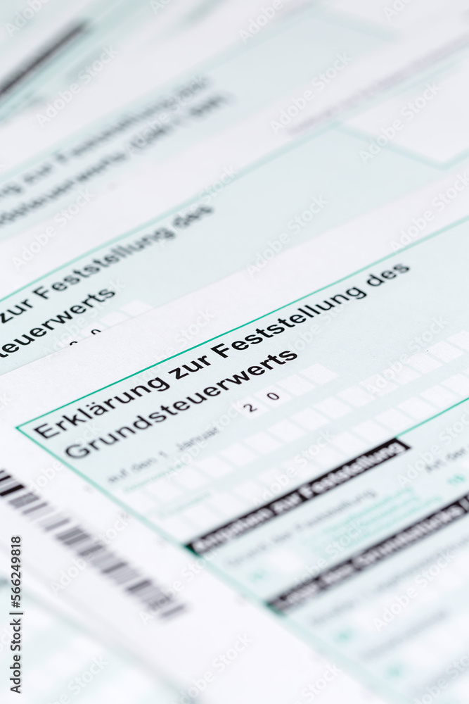 Meldebogen für die Grundsteuer Erklärung Grundsteuererklärung ans Finanzamt in Stuttgart, Deutschland Meldebogen für die Grundsteuer Erklärung Grundsteuererklärung ans Finanzamt in Stuttgart, Deutschland