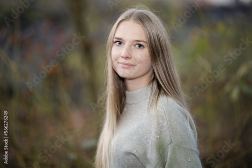 Junge Frau aus der Nähe von Köln, Deutschland.