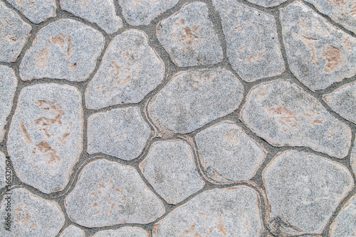 Pavimento en playa de Torre dell'Orso, Lecce, Italia. Suelo de cemento de un pequeño camino que conduce a la playa.