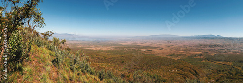 Fotografija Scenic view of volcanic mountain landscapes in Naivasha, Rift Valley, Kenya