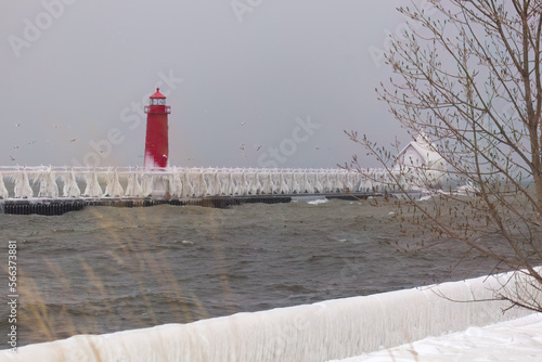 GrandHaven lighthouse north side photo