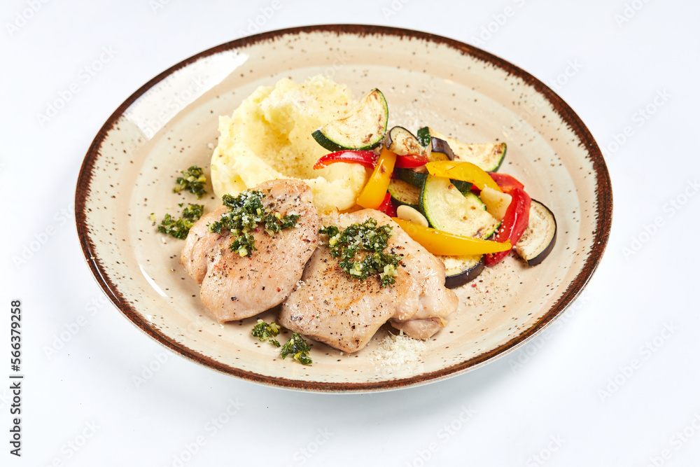 chicken with mashed potato and vegetables chicken with mashed potato and vegetables