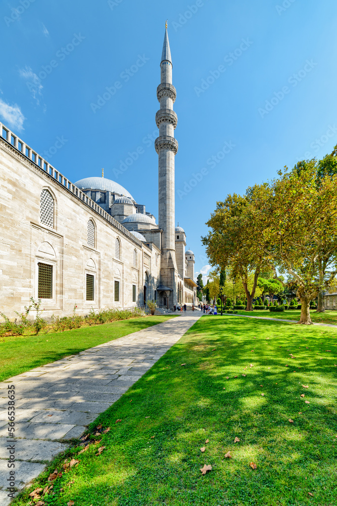 Scenic gardens of the Suleymaniye Mosque in Istanbul, Turkey