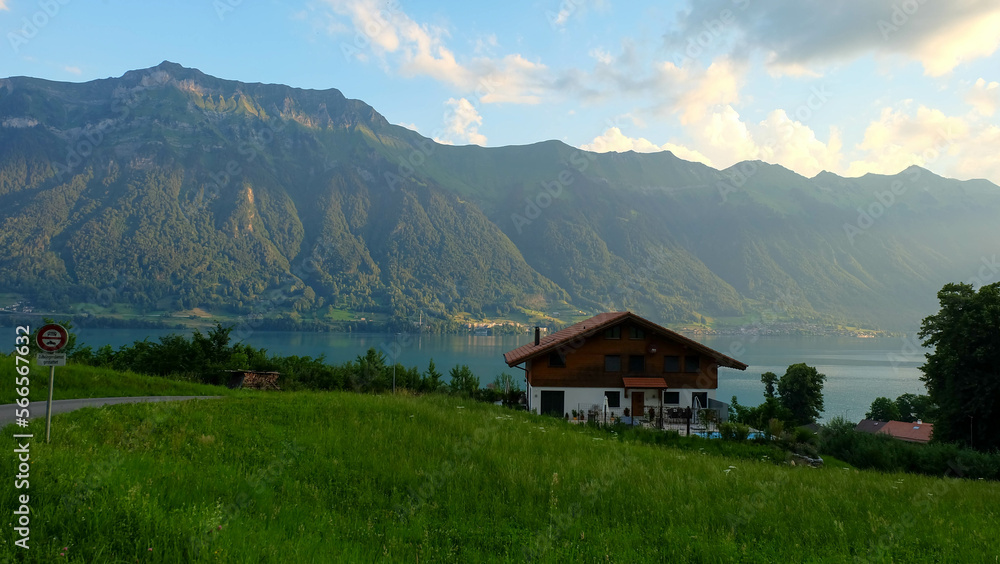 Brienzersee bei Interlaken in der schönen Schweiz	