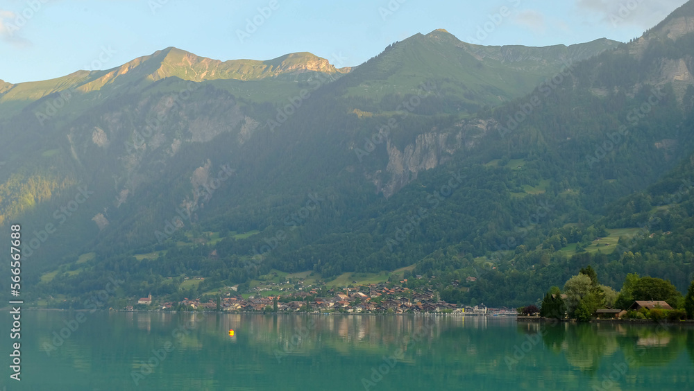 Brienzersee bei Interlaken in der schönen Schweiz	