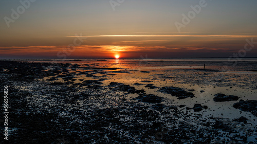 Nordsee  Carolinensiel  Strand  Flut und Ebbe  Strandk  rbe