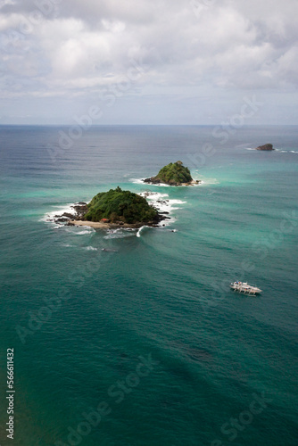 Einsame Insel - Drohnenfoto auf den Philippinen El Nido