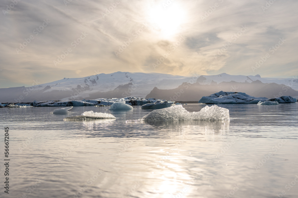 Iceberg in Jökulsárlón lagoom, Iceland Iceberg in Jökulsárlón lagoom, Iceland