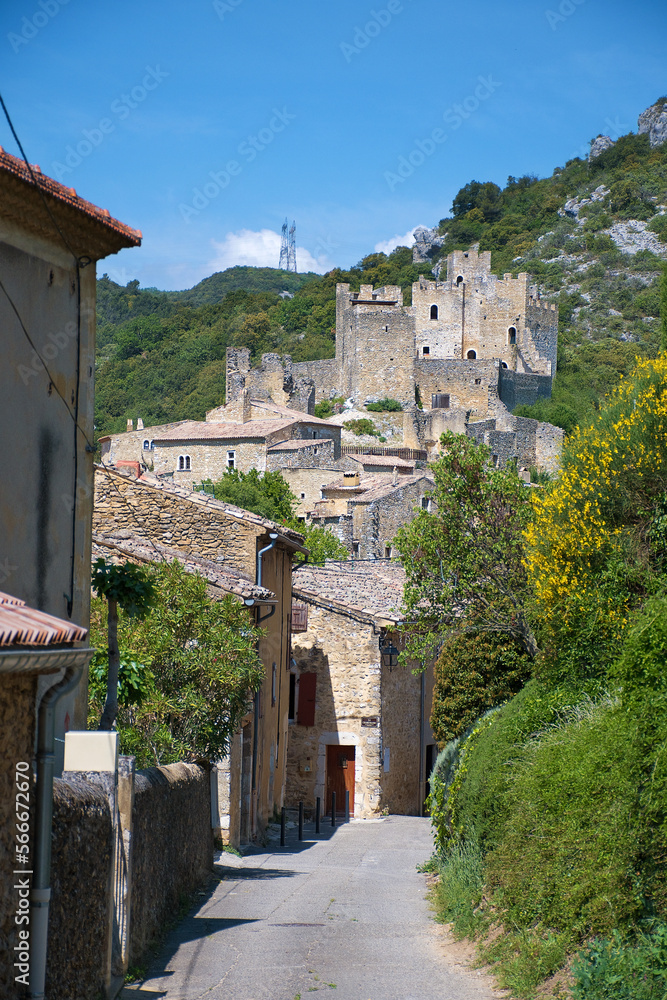 Château de Saint-Montan, mittelalterliche Burg in der Ardèche, Frankreich