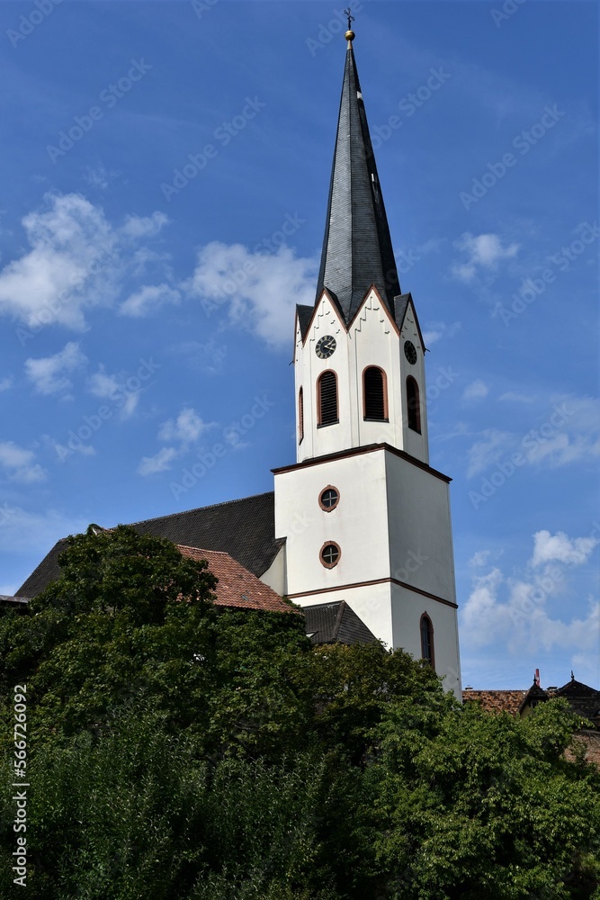 St.-Dionysius-Kirche in Jockgrim / Pfalz
