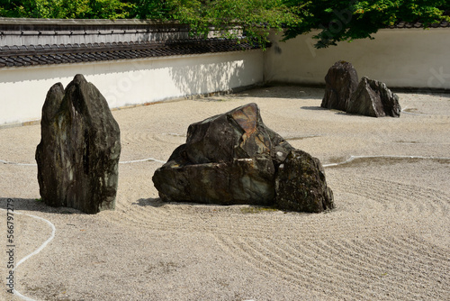 Jardin de pierre et de sable au Japon 