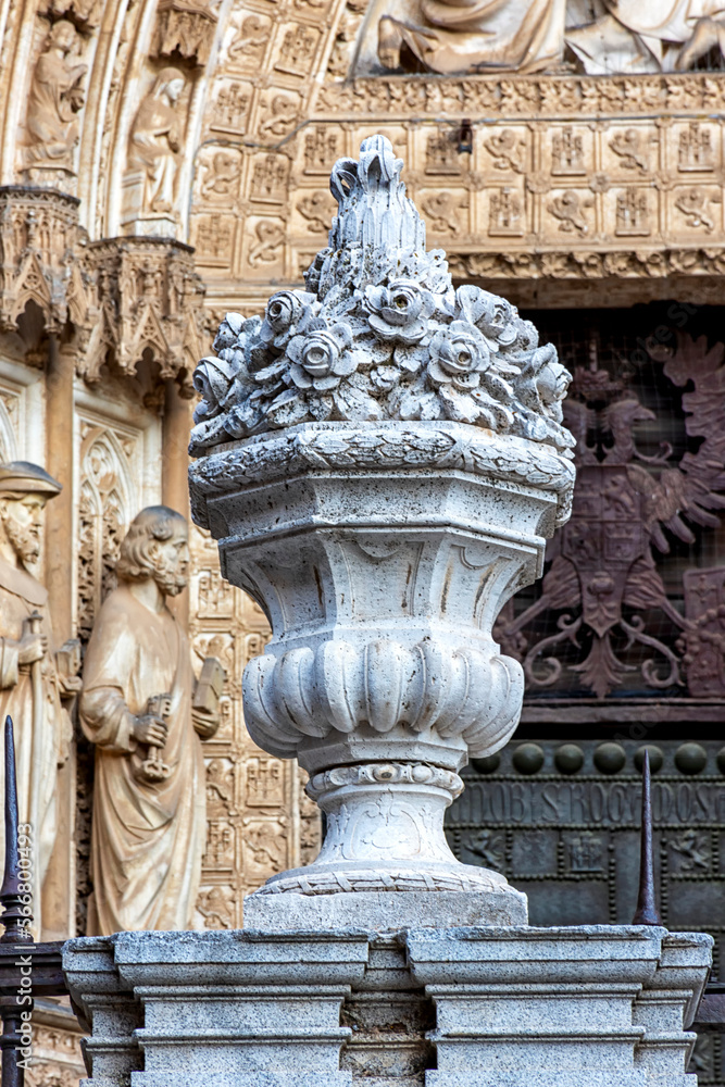 Detalles en la Catedral de Toledo, España