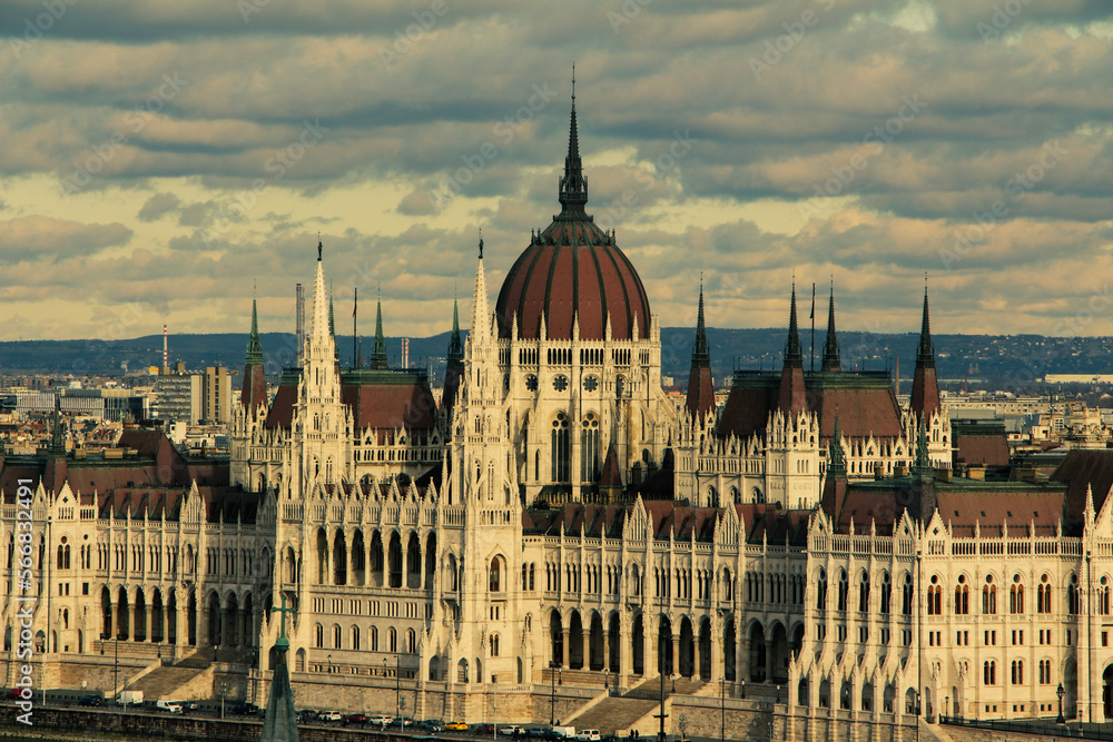 Obraz premium hungarian parliament building