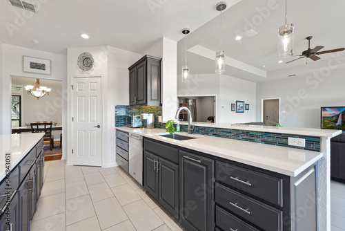 Wallpaper Mural modern kitchen interior Torontodigital.ca