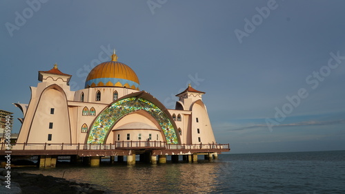 Mosque|Masjid Selat Melaka|Pulau Melaka|馬六甲海峽清真寺 photo