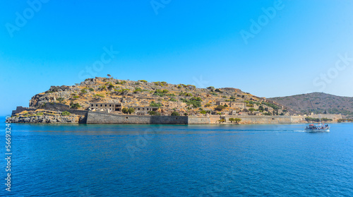 Fototapeta Naklejka Na Ścianę i Meble -  Insel Spinalonga (Kalydon) in Elounda, Agios Nikolaos, Kreta (Griechenland)