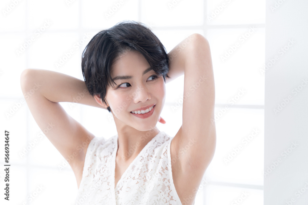脇の脱毛のイメージなどに使える美しい女性 脇の脱毛のイメージなどに使える美しい女性