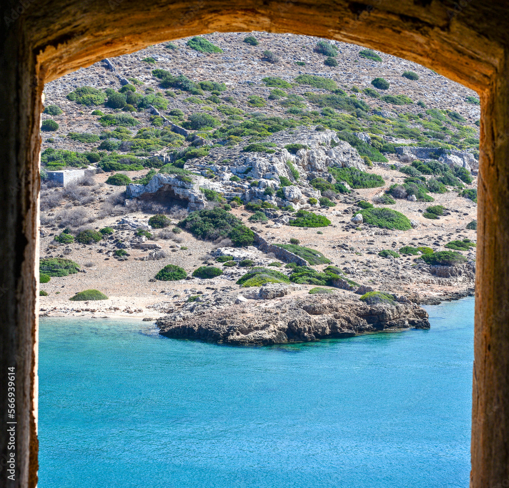 Blick von der Festung Spinalonga (Kalydon) auf die Halbinsel, Agios Nikolaos, Kreta (Griechenland)