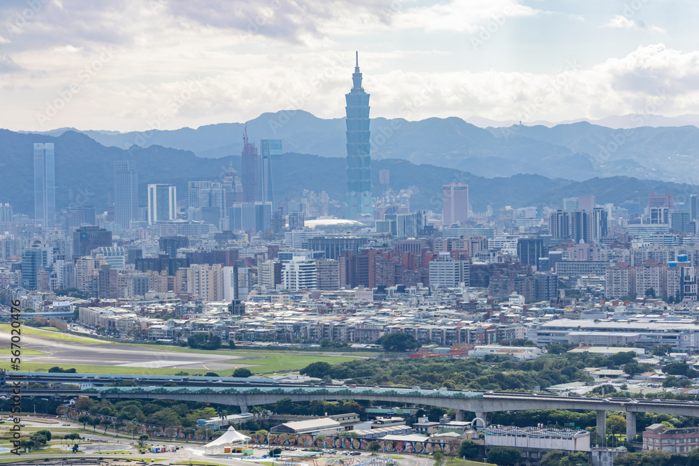 High angle view of the Taipei cityscape via Jiantanshan Trail