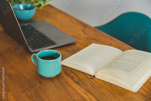 estudar e trabalhar com café em casa
