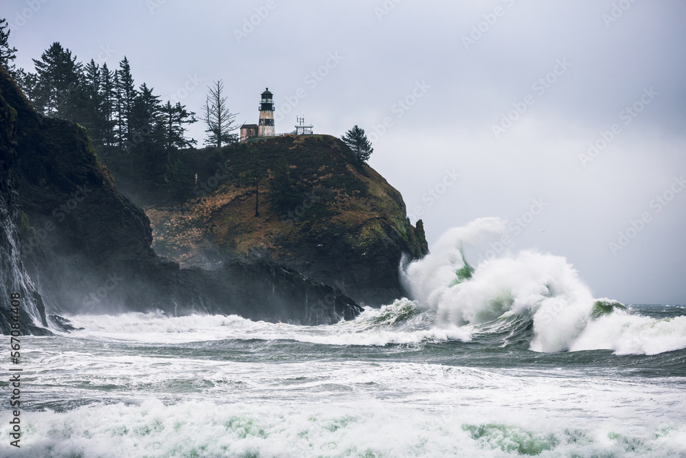 king tides at cape disappointment 