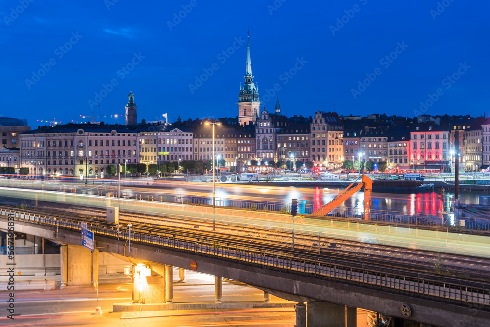 Obraz premium View of stockholm city center by Gamla Stan or the old city skyline after sunset