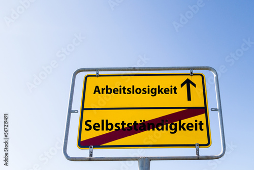 Arbeitslosigkeit nach Selbstständigkeit photo