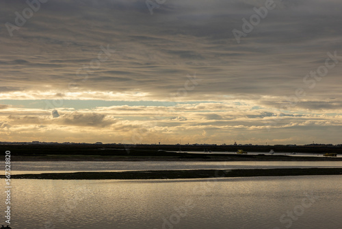 Rain clouds in the marshlands © Mauro Rodrigues