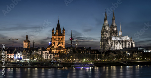 Cologne skyline © Arjan