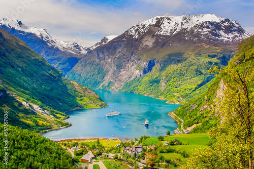 Obraz na płótnie Above idyllic Geiranger fjord dramatic landscape, Norway w salonie