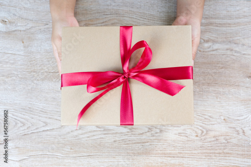 gift on hands