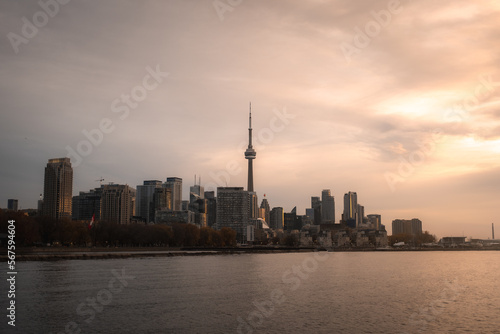 Toronto Skyline © Frank Ng