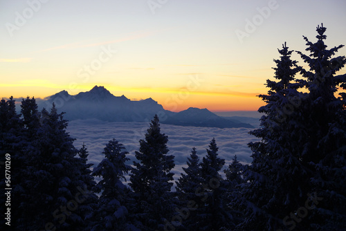  Sonnenuntergang Nebelmeer Alpen Schweiz