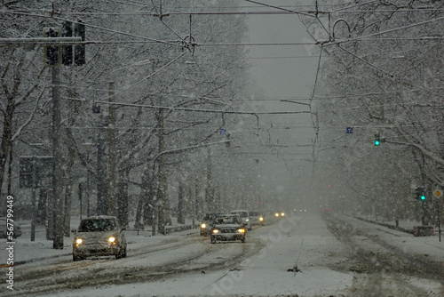 Verkehr im Schnee