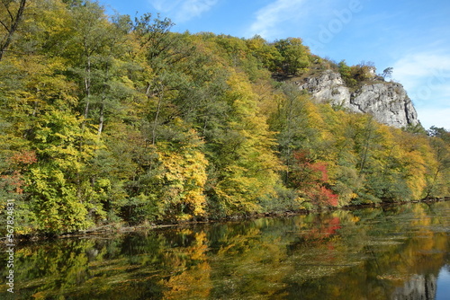Herbstliches Thaya-Ufer in Hardegg