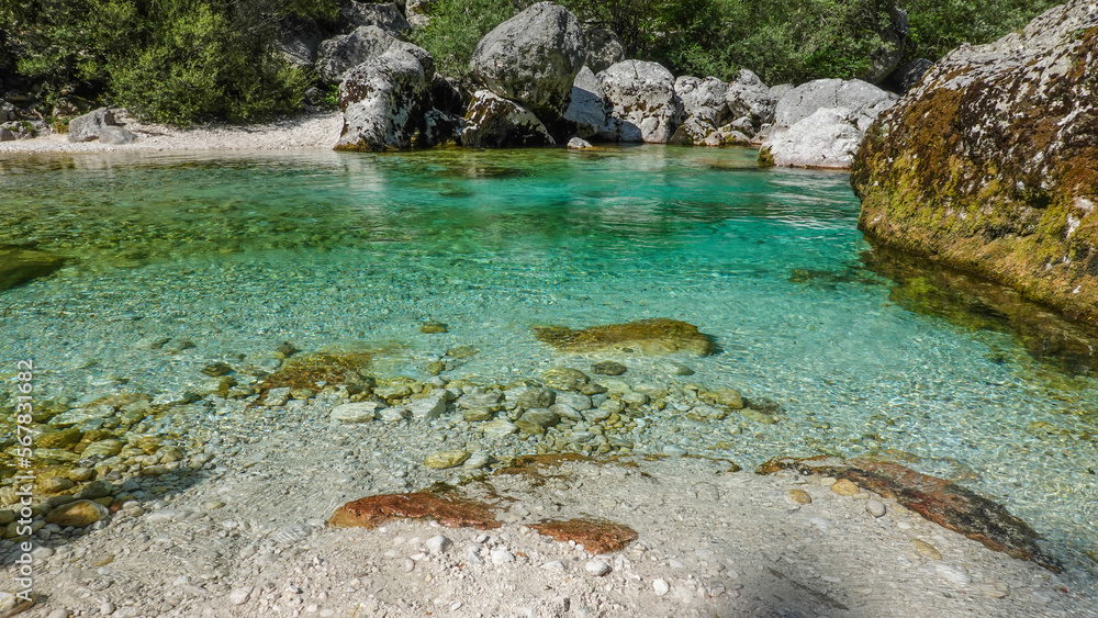 Große Soca im Triglav Nationalpark in Slowenien Große Soca im Triglav Nationalpark in Slowenien