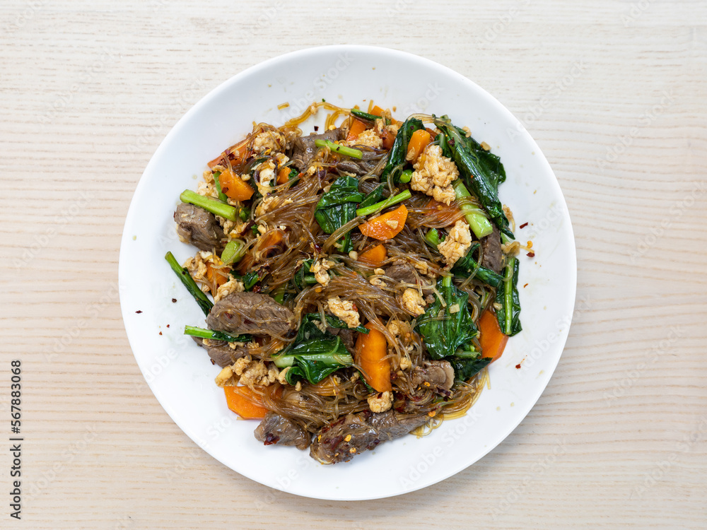 A plate of fried glass noodle.