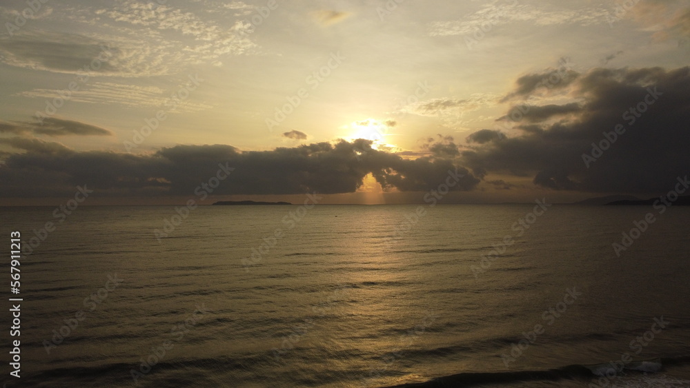 Amanecer en la playa de Mariscal Amanecer en la playa de Mariscal