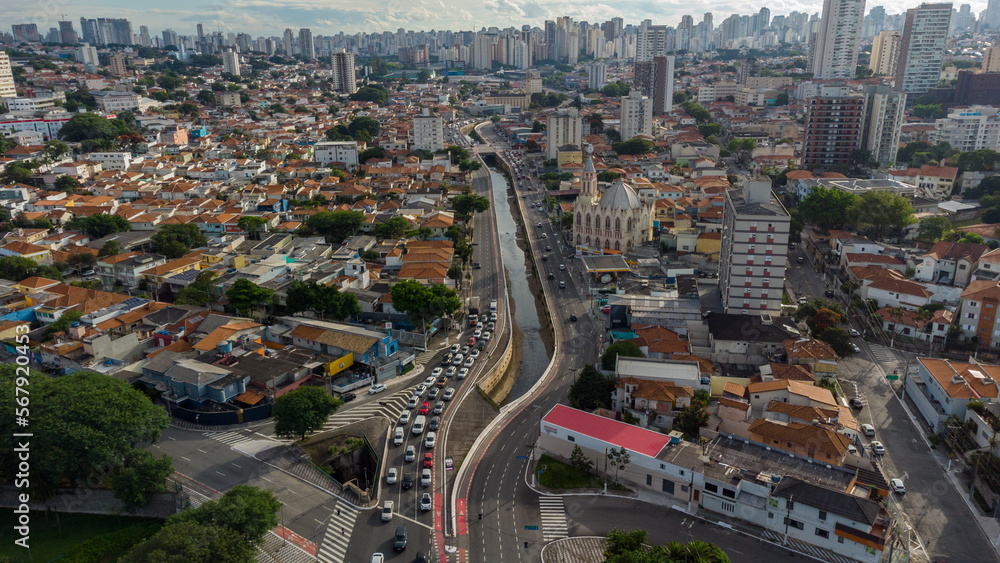 Obraz premium SÃO PAULO, BRAZIL FEBRUARY 03, 2023, Aerial view of the Ipiranga neighborhood