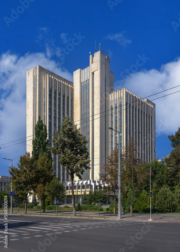 Sector Court Center in Chisinau, Moldova © Cavan