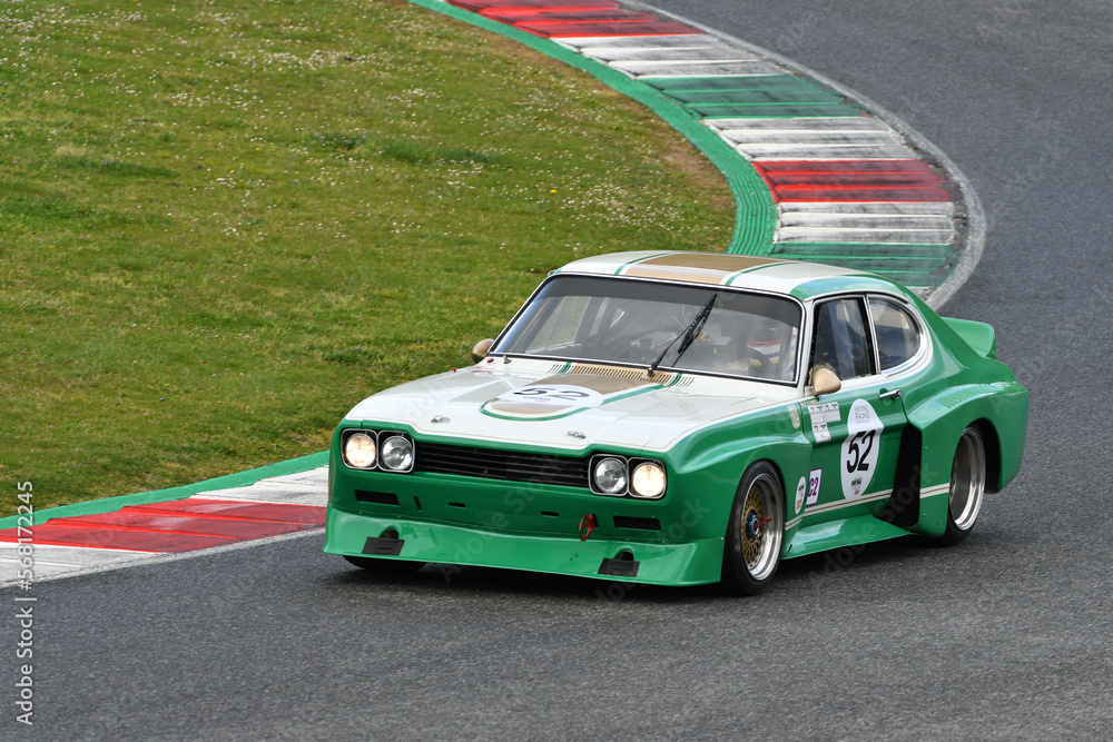 Foto de Scarperia, 3 April 2022: Ford Capri RS 3100 1975 driven by ...