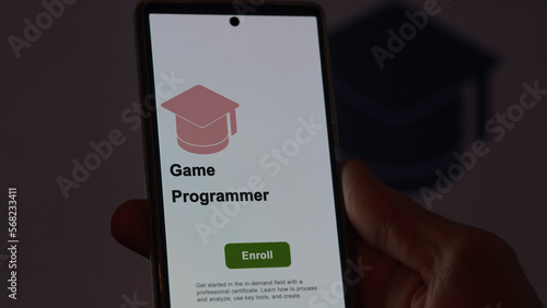 Game Programmer program. A student enrolls in courses to study, to learn a new skill and pass certification. Text in French photo