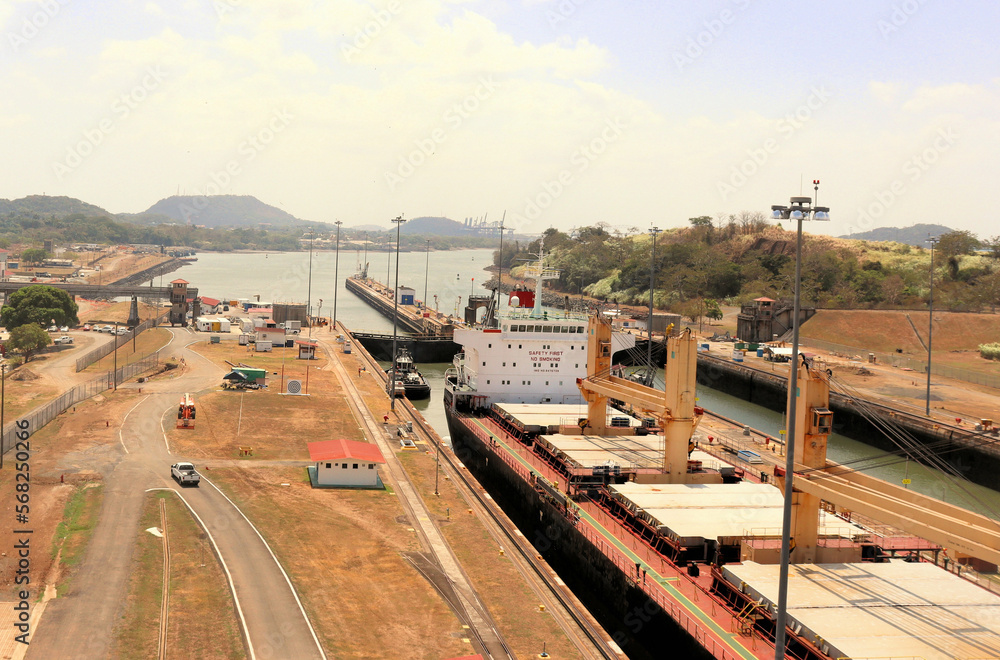 Ships sail through the Panama Canal, cargo ship escort Ships sail through the Panama Canal, cargo ship escort