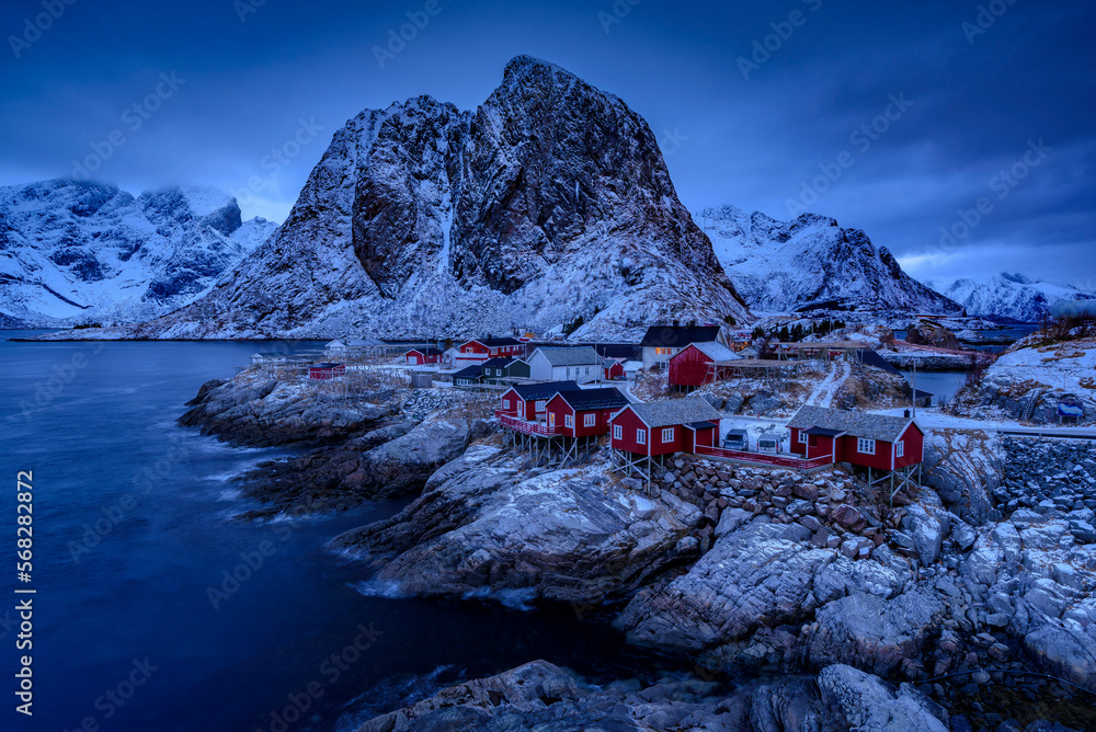 Φωτογραφία Hamnøy village at the blue hour  (Reine, Reinefjorden, Moskenesøya, Lofoten, Nor