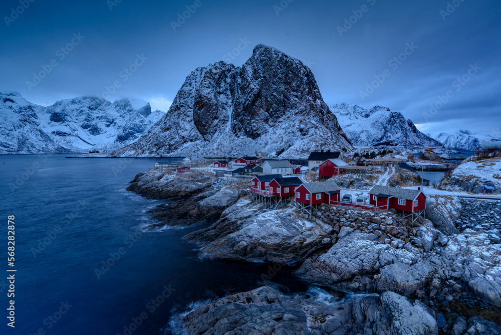 Φωτογραφία Hamnøy village at the blue hour  (Reine, Reinefjorden, Moskenesøya, Lofoten, Nor