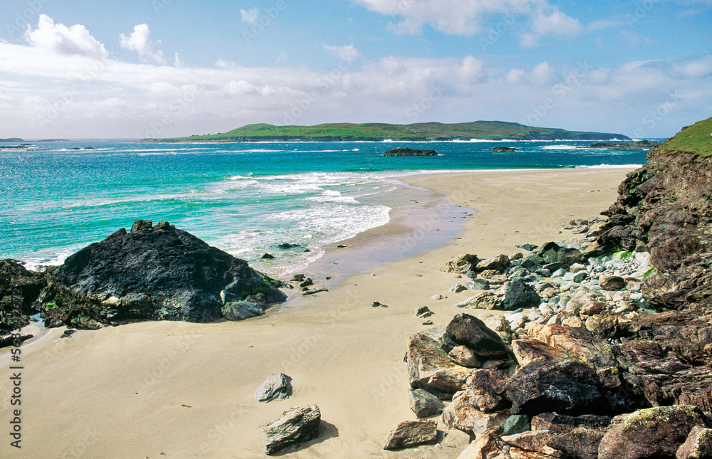 Inishbofin island off the west coast of County Galway, Ireland. Deserted Atlantic sandy beach on the island’s west side