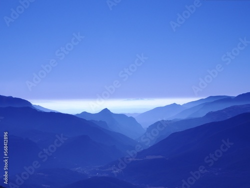 Vista de los Pirineos desde Coll de Pal