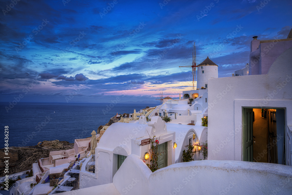 Fototapeta premium Oia town on Santorin Island